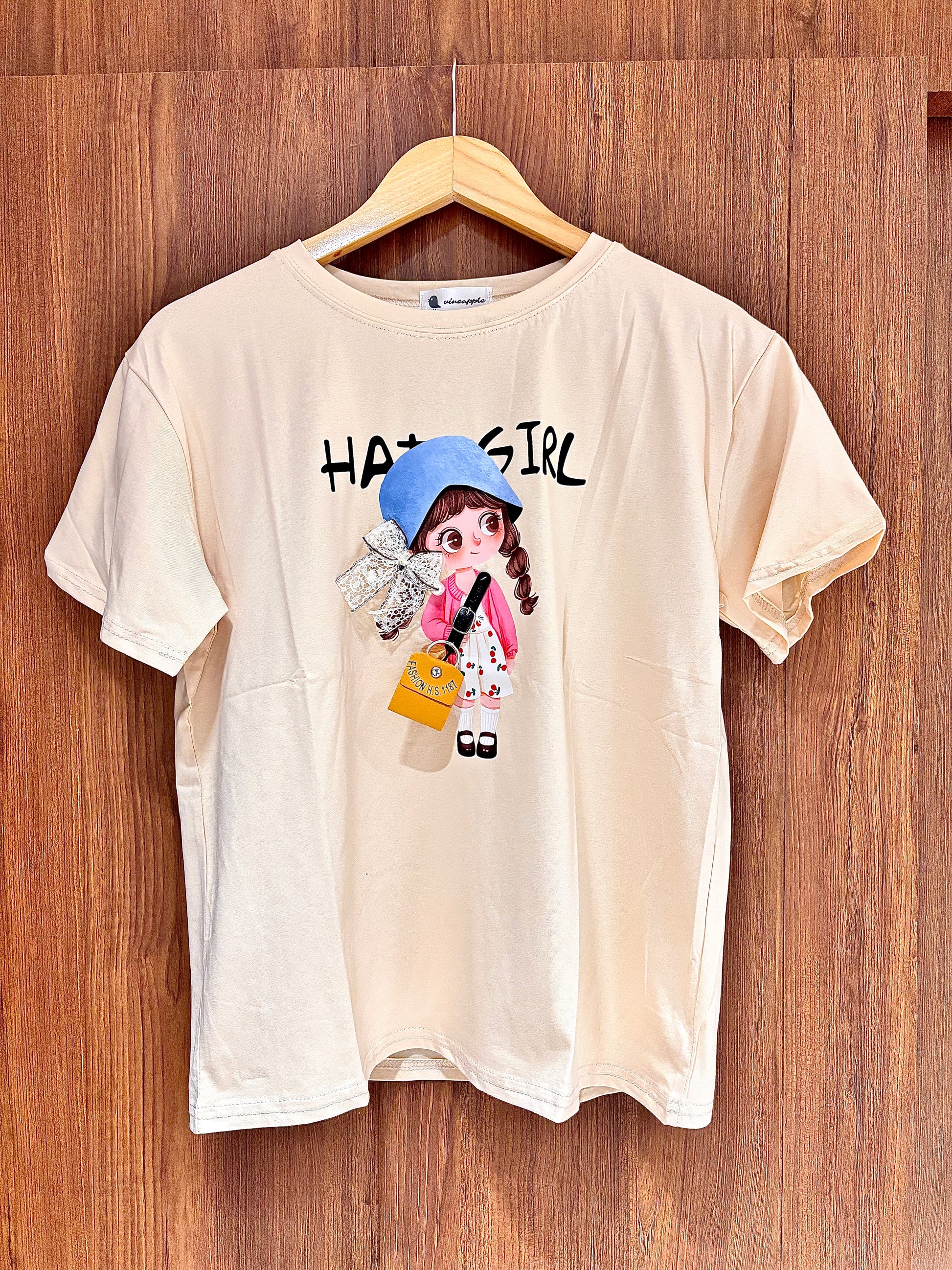 CUTE SCHOOL GIRL TSHIRT